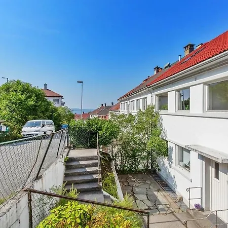Διαμέρισμα Penthouse Apartment-amazing View *