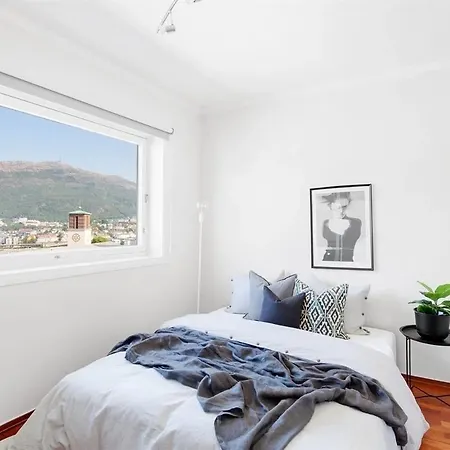 Penthouse Apartment-amazing View Μπέργκεν